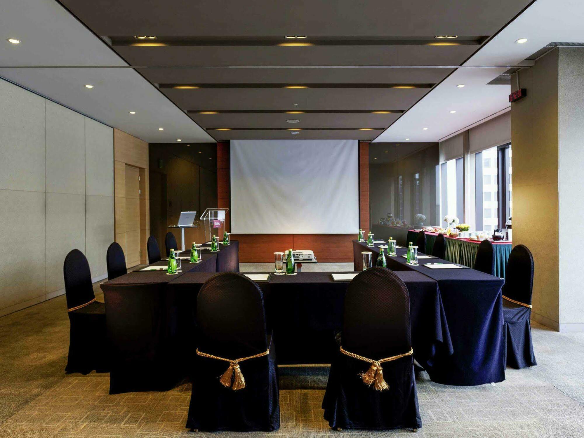 Ibis Styles Ambassador Myeong-dong Khách sạn 4*